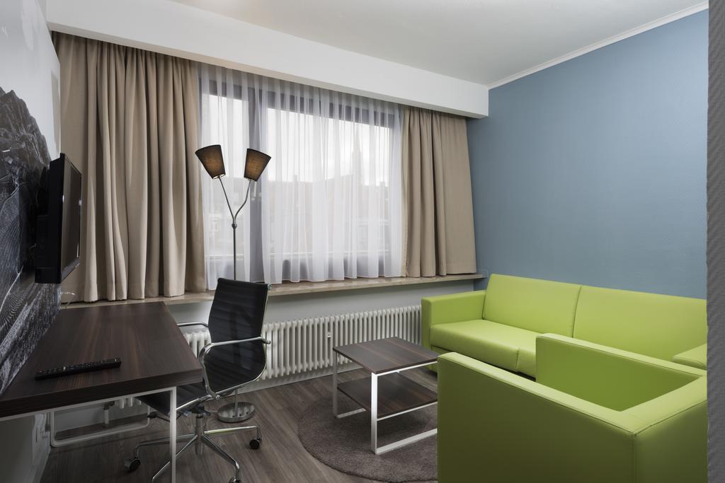 Ibis Styles Offenburg City Bilik gambar