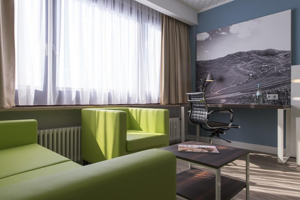 Ibis Styles Offenburg City Bilik gambar